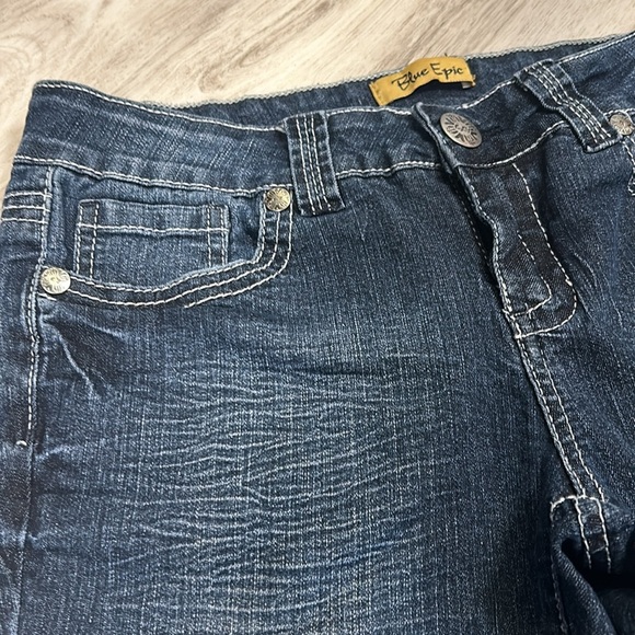 Vintage Y2K Low Rise Embroidered 5 Pocket Stitch Bootcut Stretch Denim Jeans / 4 - Picture 3 of 9